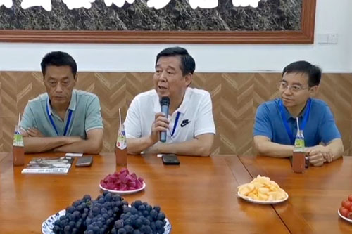 1主席台.jpg 第五届西安牛羊肉泡馍研讨会7月28日在云盛楼泡馍馆召开-图片1